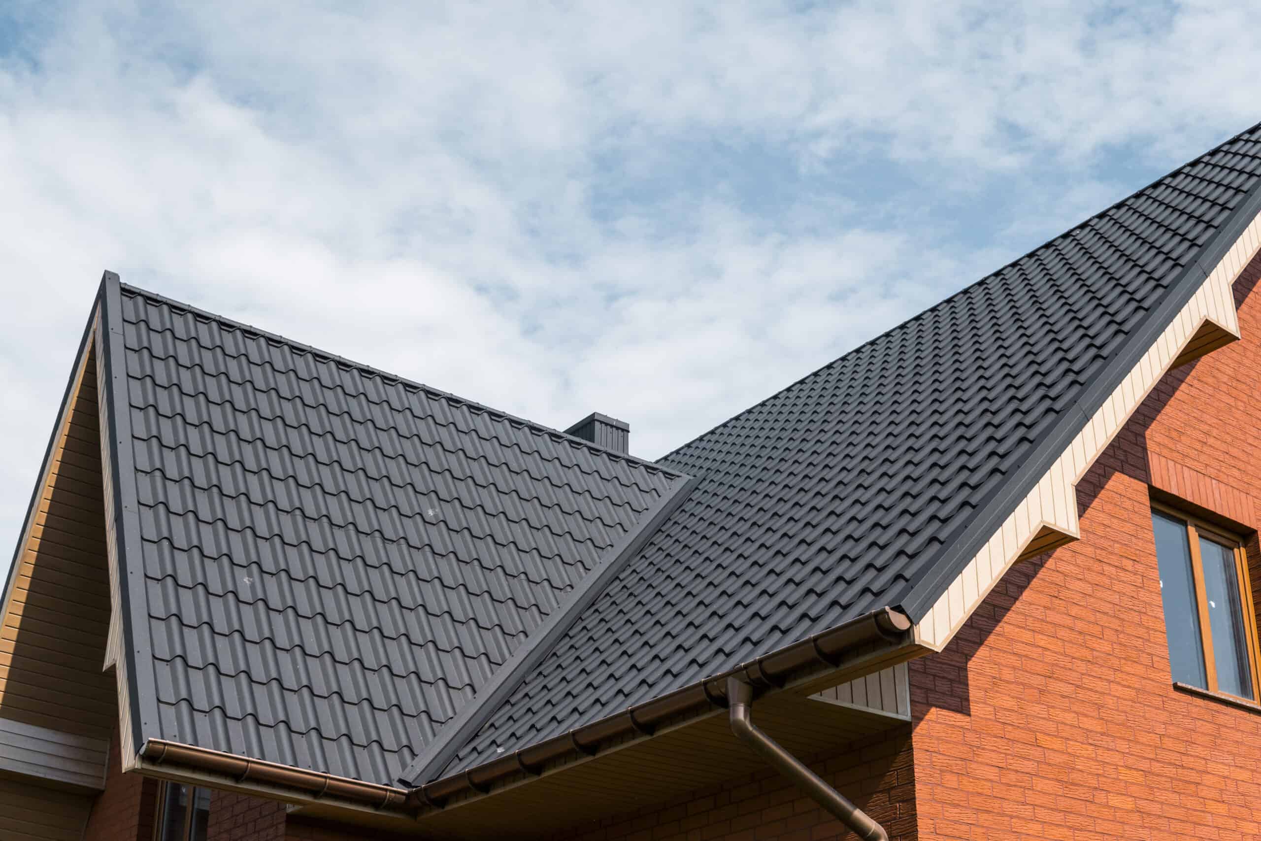 Roof Repair vs. Replacement: How to Decide